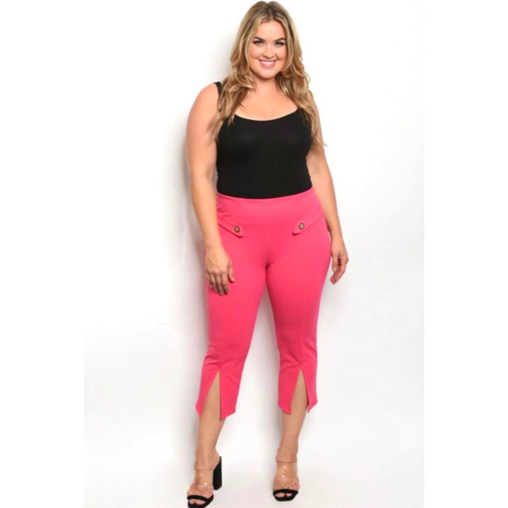 FREE with any purchase. Pink plus size cropped capri pants